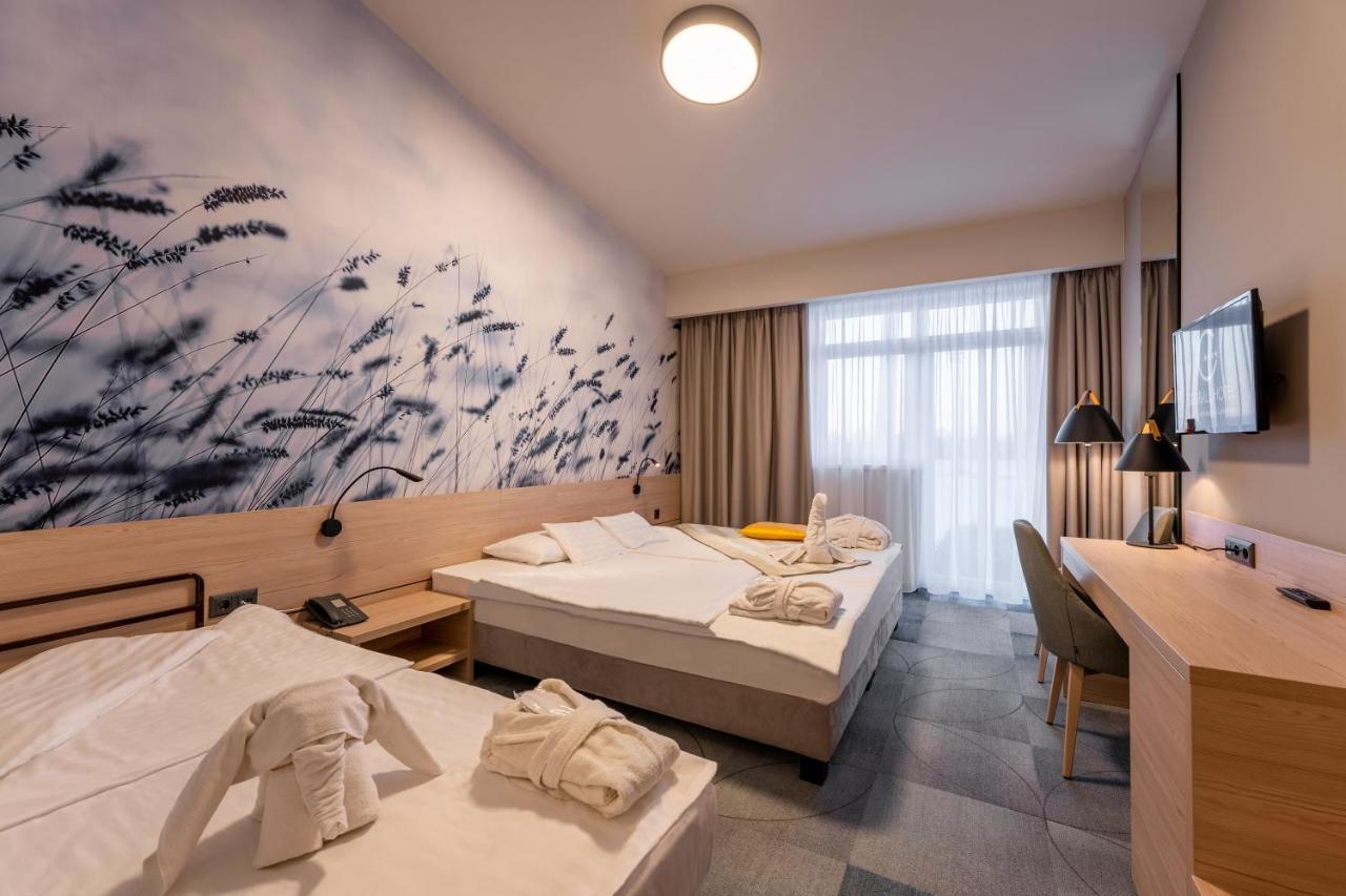 Globall Hotel Телки Экстерьер фото